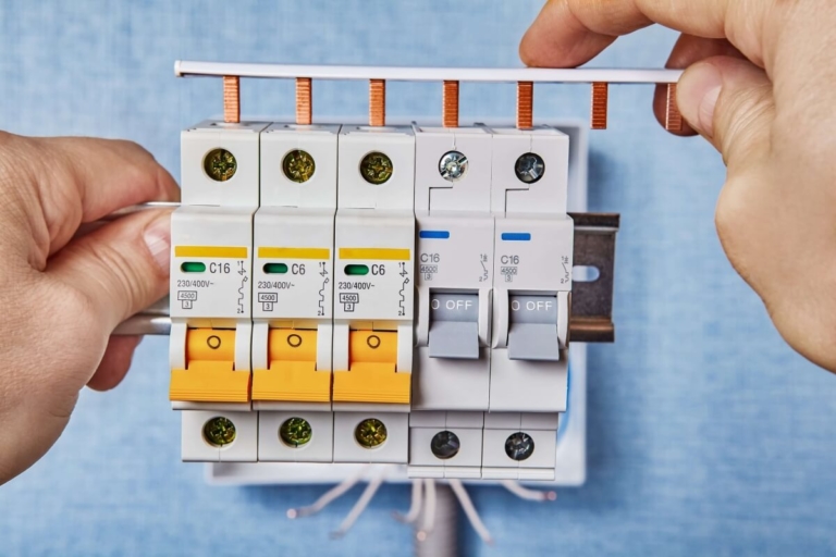 Step-by-step Guide On How To Replace The Circuit Breaker